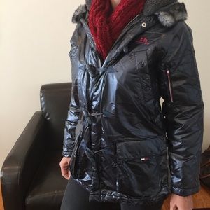 Tommy Hilfger Winter Coat. Sz Small. Like New